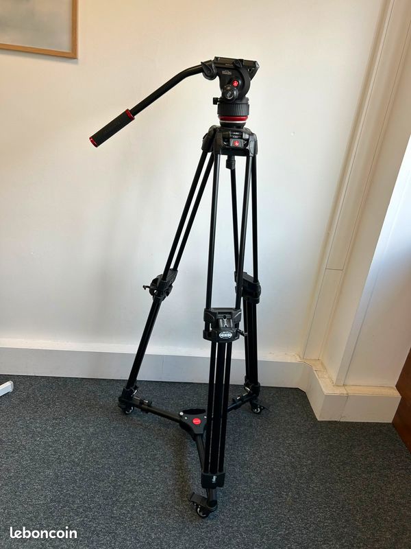 Manfrotto 504X Trépied à tête fluide ALU 3 sections + Dolly à roulettes (image 2)