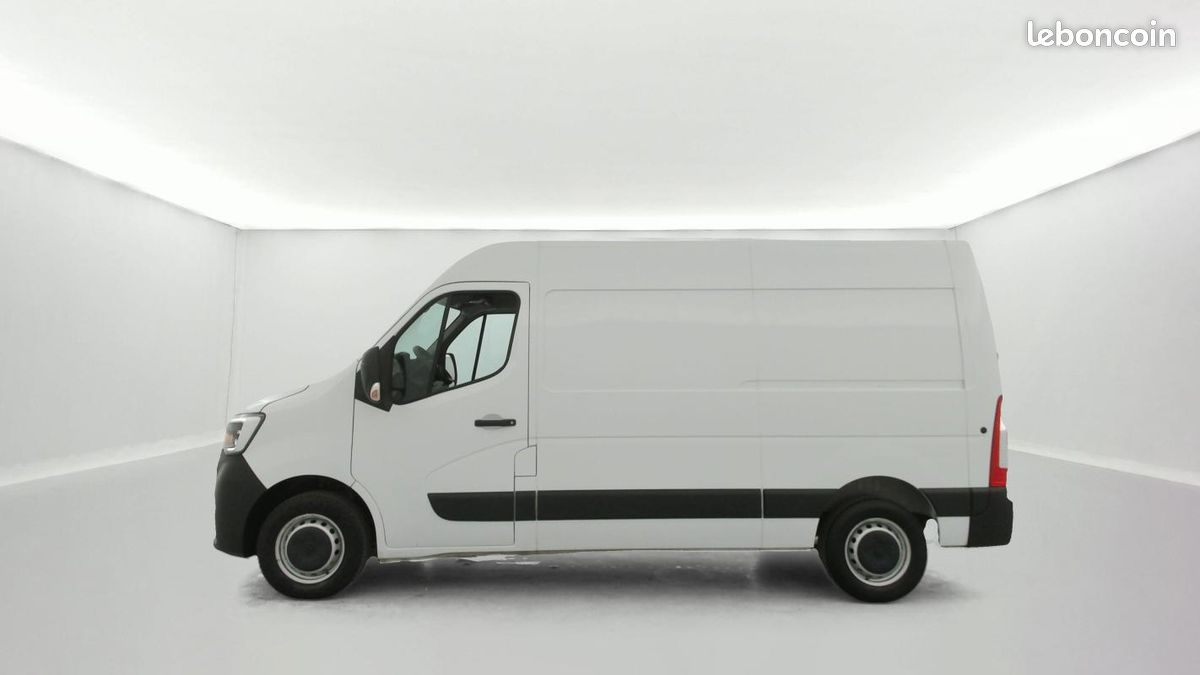 Renault Master FOURGON FGN TRAC F3500 L2H2 BLUE DCI 135 CONFORT (image 2)