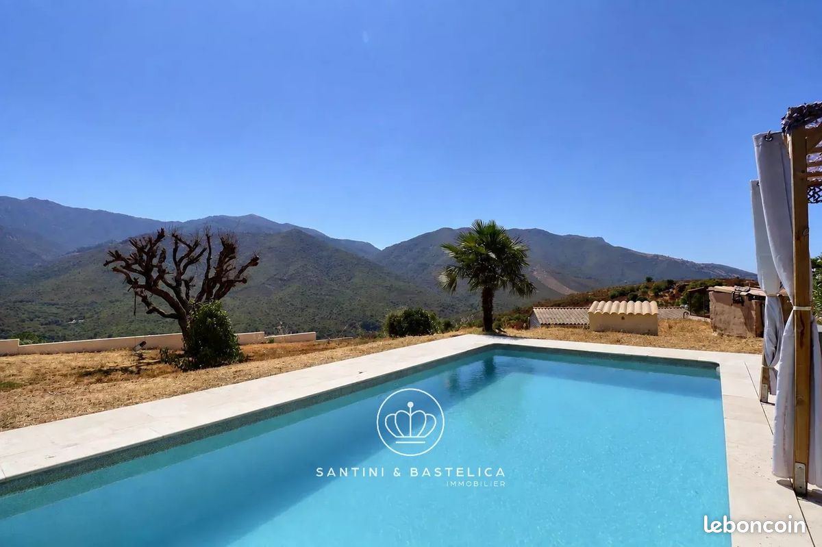 Maison 4 pièces 131 m² · à Peri · 131 m² · 429 000 €