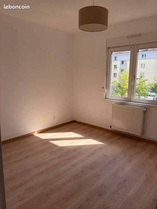 Appartement 2 pièces 42 m² · à Thionville · 42 m² · 730 €