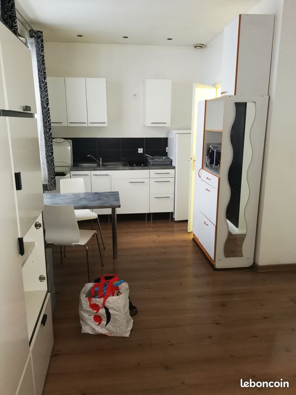 Appartement 1 pièce 22 m² · à Grenoble · 21,5 m² · 530 €