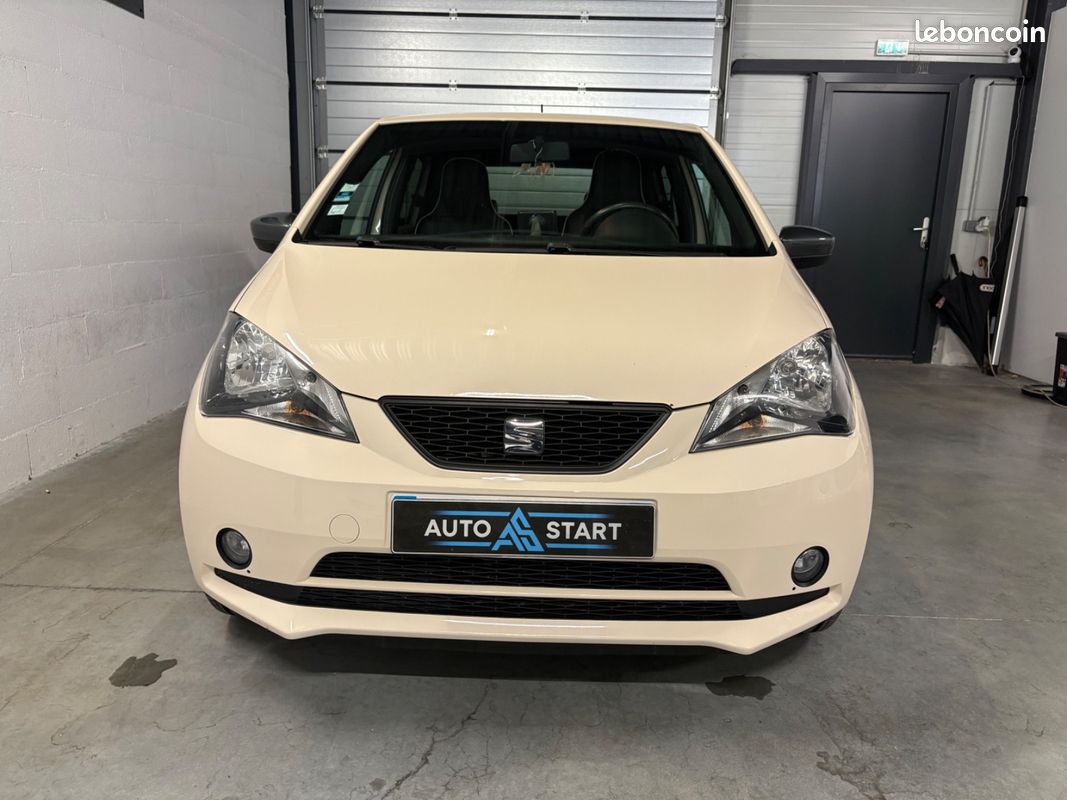 SEAT MII By Mango/ ÉCRAN GARMIN / GPS / CLIM/ RADAR DE RECUL / ALCANTARA (image 8)