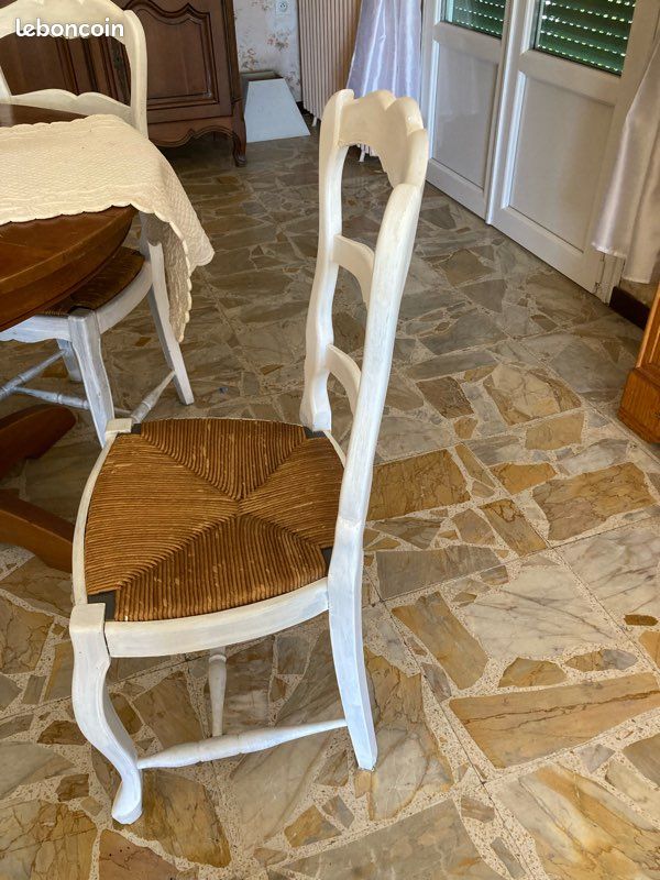 Table ronde merisier et 4 chaises louis Philippe (image 4)