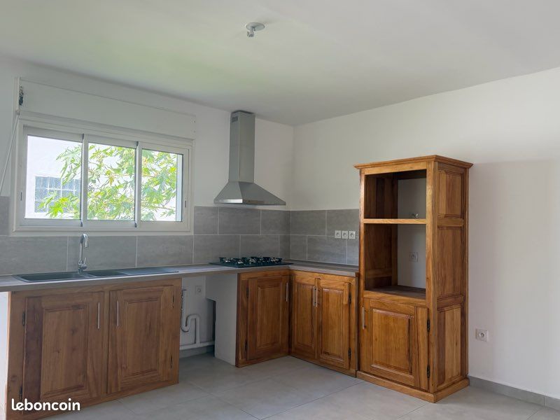 Maison 4 pièces 110 m² · à Saint-André · 110 m² · 1 250 €/mois