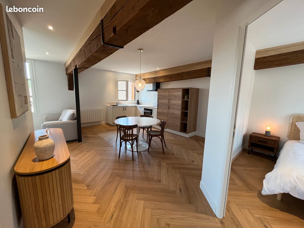 Appartement 2 pièces 44 m² · à Paris · 44 m² · 3 200 €
