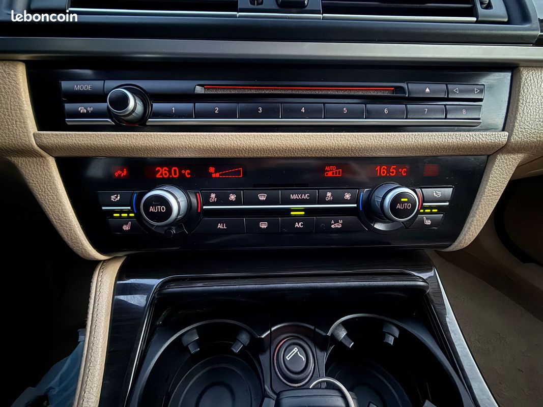 Bmw serie 5 f11 touring 525d 2.0d - 16v turbo xdrive 218cv lounge plus 2013 (image 17)