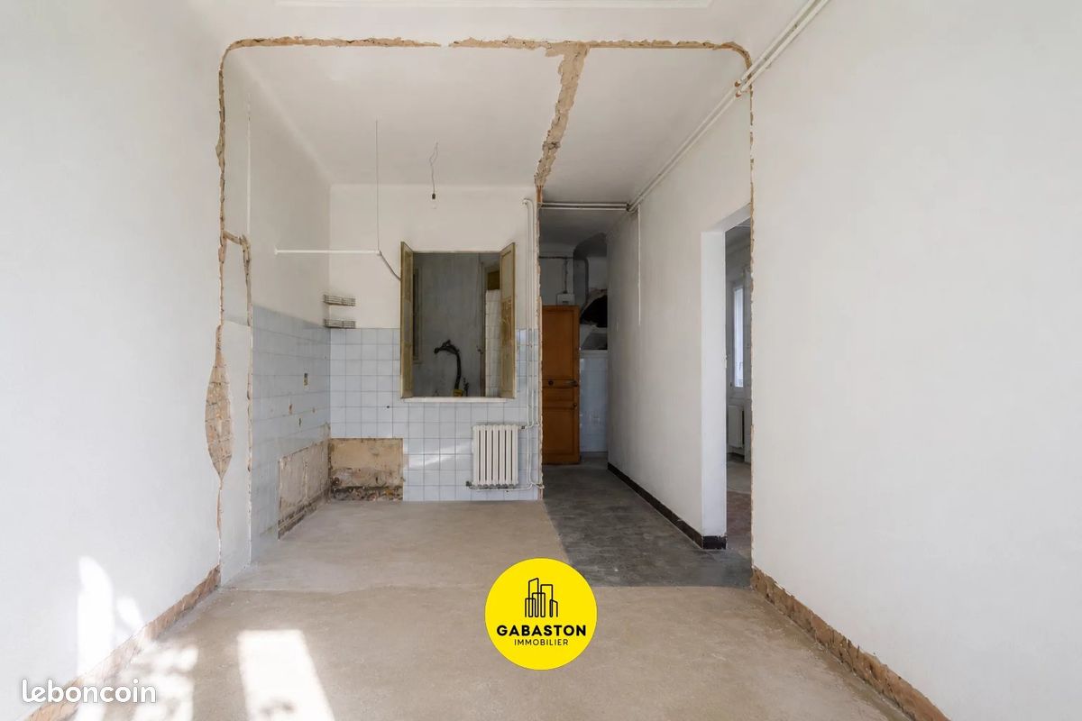 Appartement 3 pièces 69 m² · à Marseille · 69 m² · 229 000 €