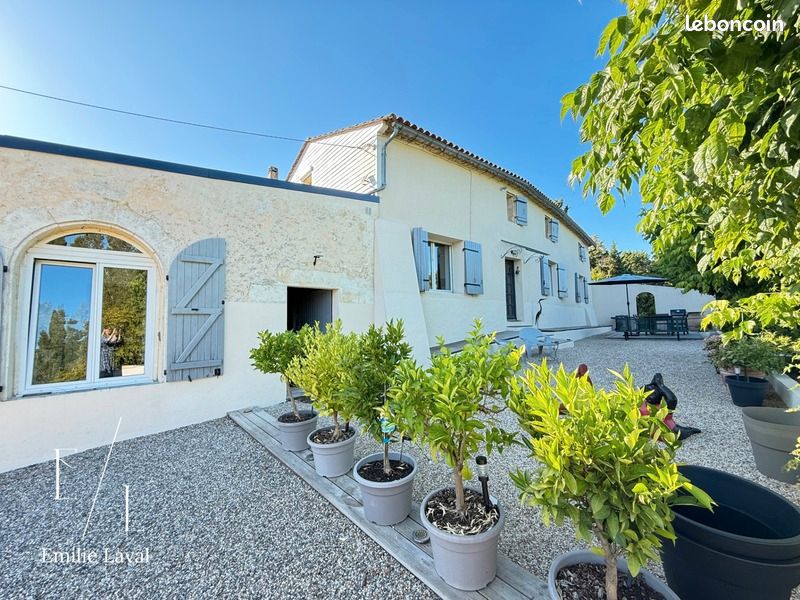 Maison 7 pièces 237 m² · à Saint-Émilion · 237 m² · 375 000 €