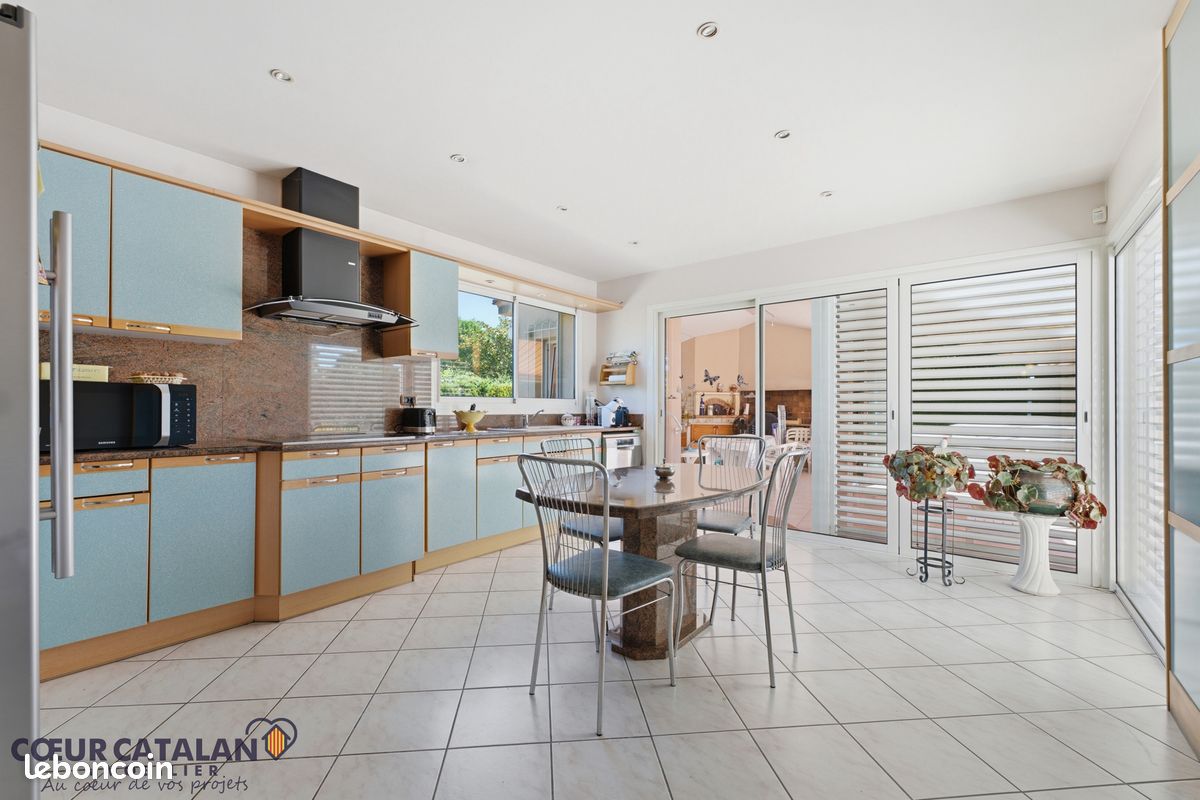 Villa 8 pièces 280 m² (image 11)