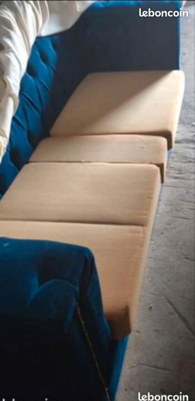 Banquette provenant du cabaret Michou – Paris (image 2)