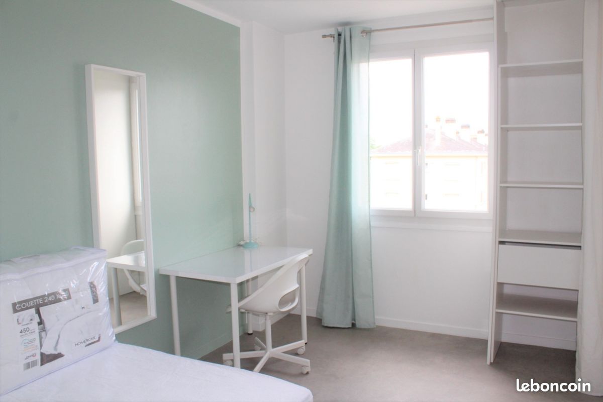 Appartement 4 pièces 72 m² · à Angers · 72 m² · 450 €
