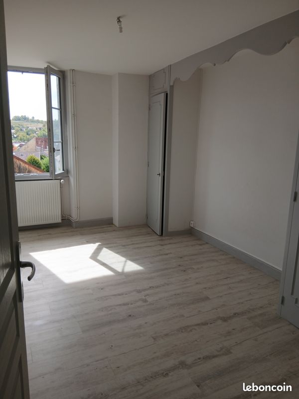 Location appartement F 4 (image 3)