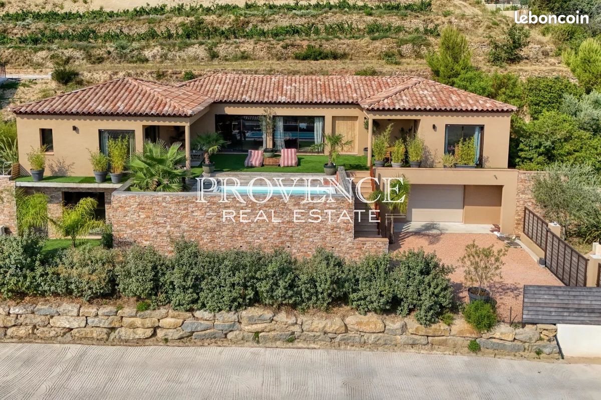 Maison 5 pièces 310 m² · à Le Castellet · 310 m² · 1 230 000 €