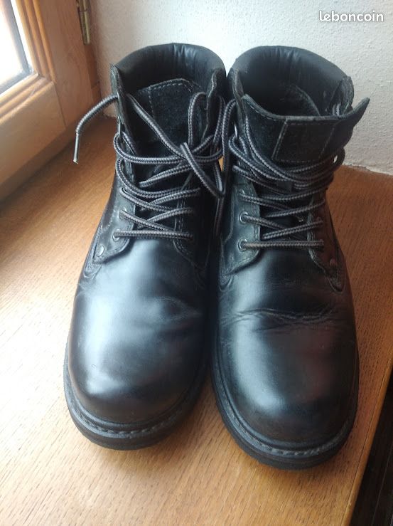 Bottines/ boots homme TBS 42 en cuir noir Chaussures