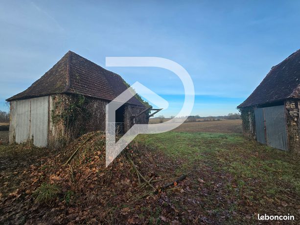 Bâtiment 112 m² LARREULE