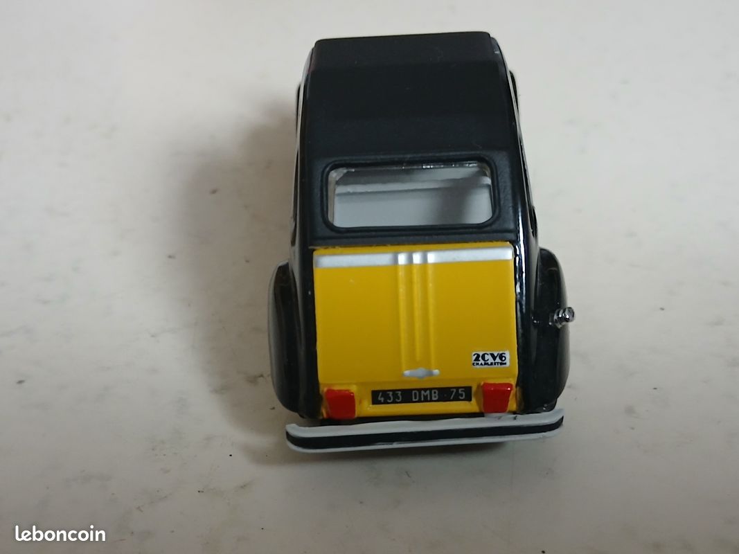Citroën 2CV Charleston Miniature 1/43 – Modèle Jaune Et Noir, Collection Rétro