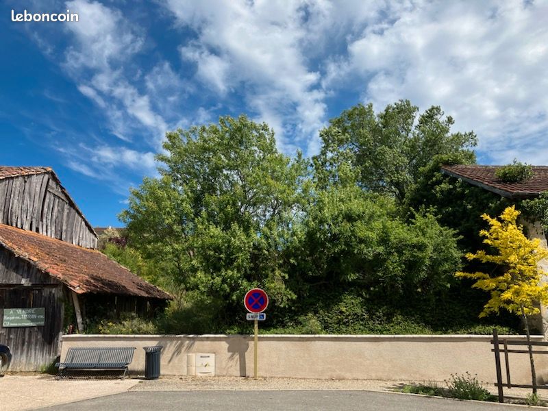 Terrain à bâtir · à Saint-Puy · 30 000 €