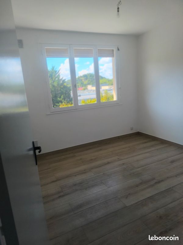 Appartement a louer lons-le-saunier - 2 pièce(s) - 43 m2 - Surfyn