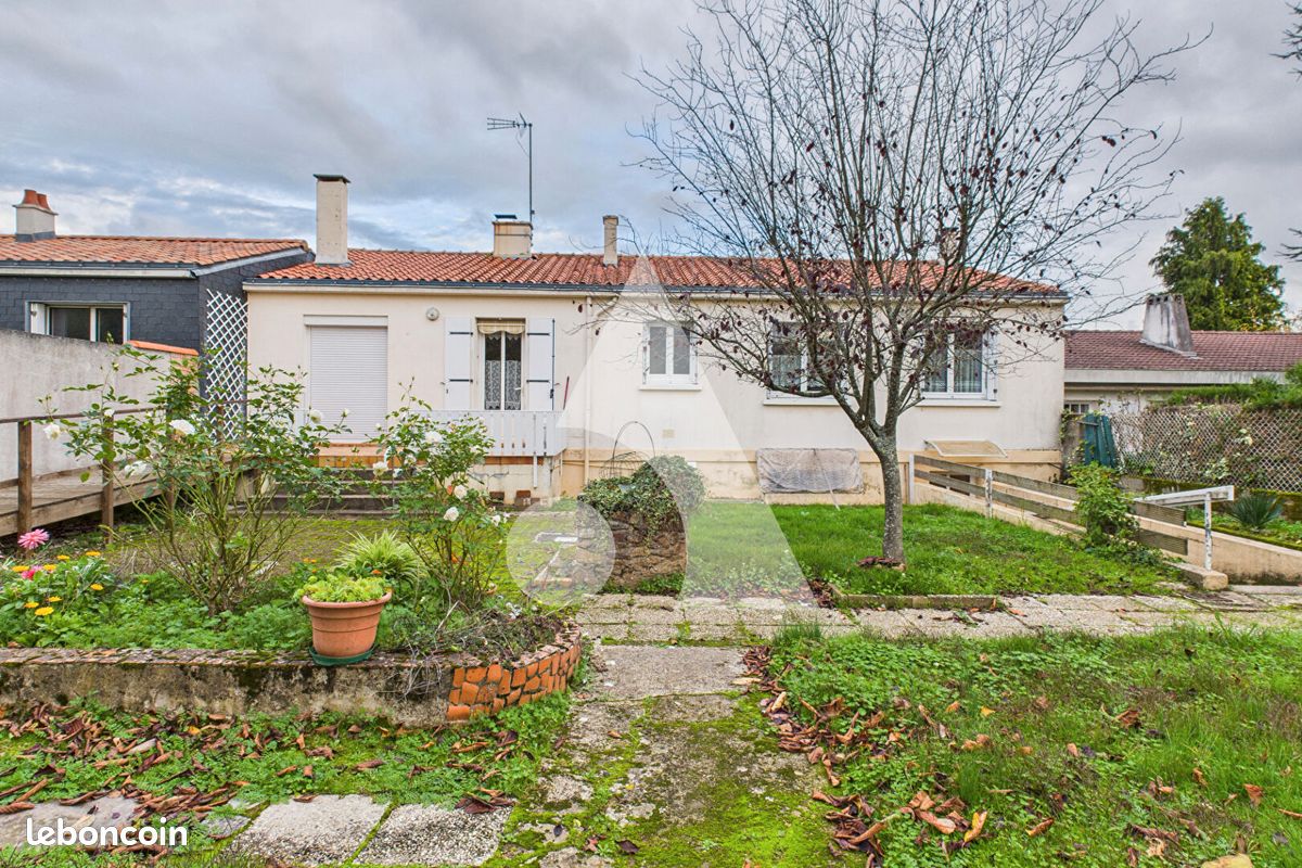 Maison 7 pièces 154 m² · à La Roche-sur-Yon · 154 m² · 212 000 €