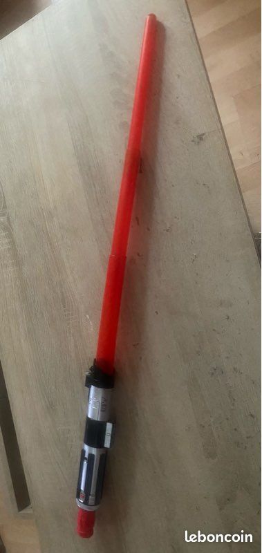 Sabre laser rouge rétractable star Wars (image 1)