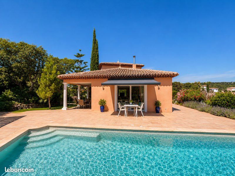 Maison 8 pièces 220 m² · à Fréjus · 220 m² · 1 195 000 €
