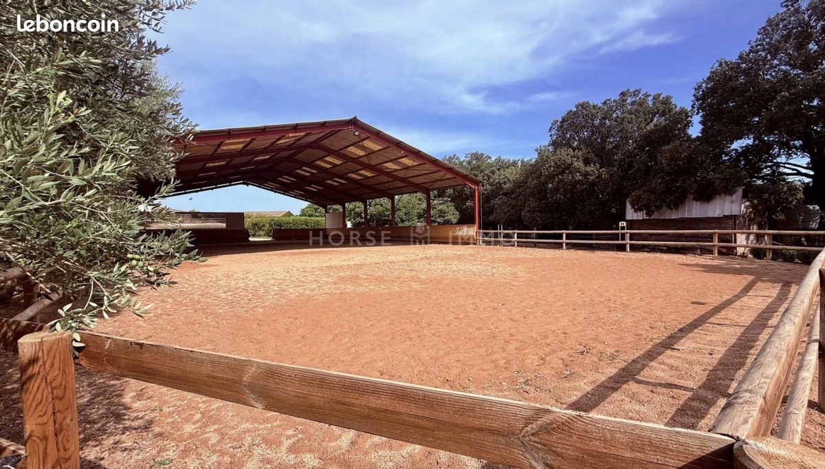 Maison 5 pièces 140 m² · à Lançon-Provence · 140 m² · 1 180 000 €