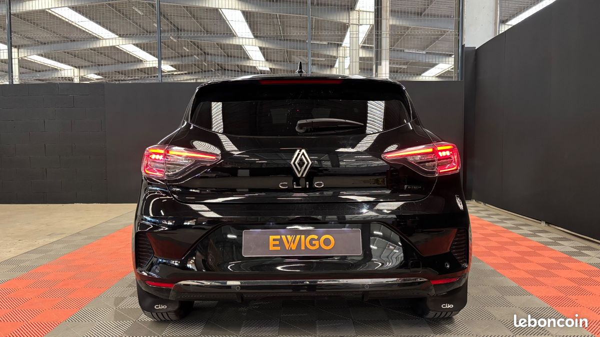 Renault clio 1.6 e-tech 145h 95 hybrid full-hybrid 1.2kwh techno bva (image 17)