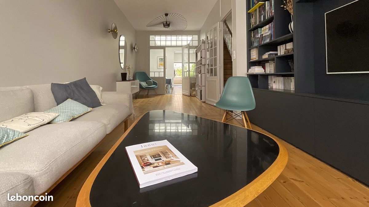 Maison 5 pièces 160 m² · à Lille · 160 m² · 639 000 €