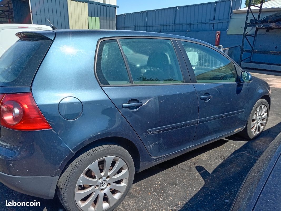 Pieces Volkswagen golf 5 (image 2)