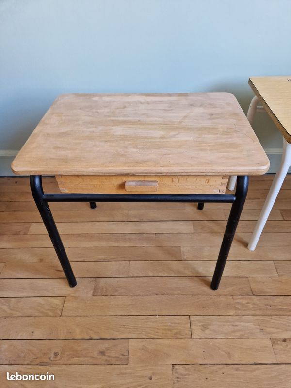 Petit bureau d'écolier en bois vintage (image 4)