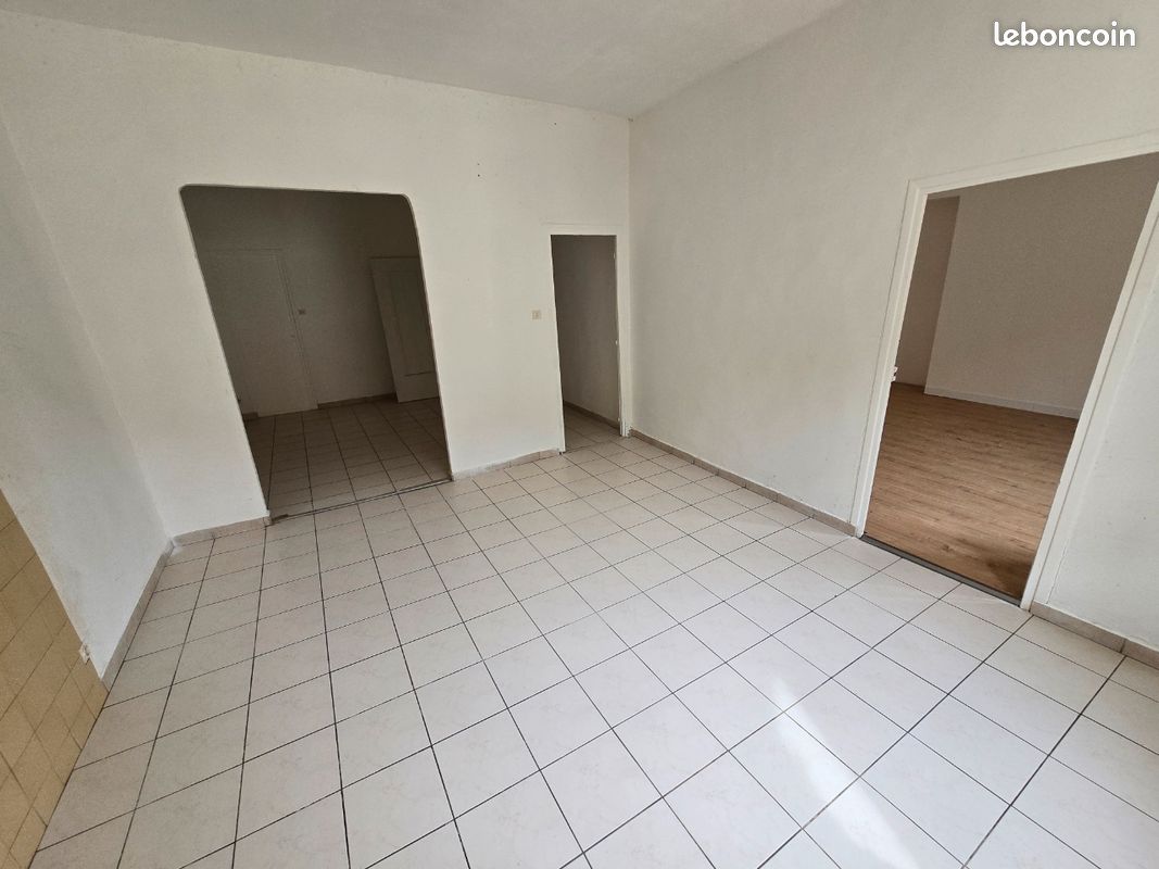 Appartement 3 pièces 68 m² · à Le Teil · 68 m² · 69 000 €