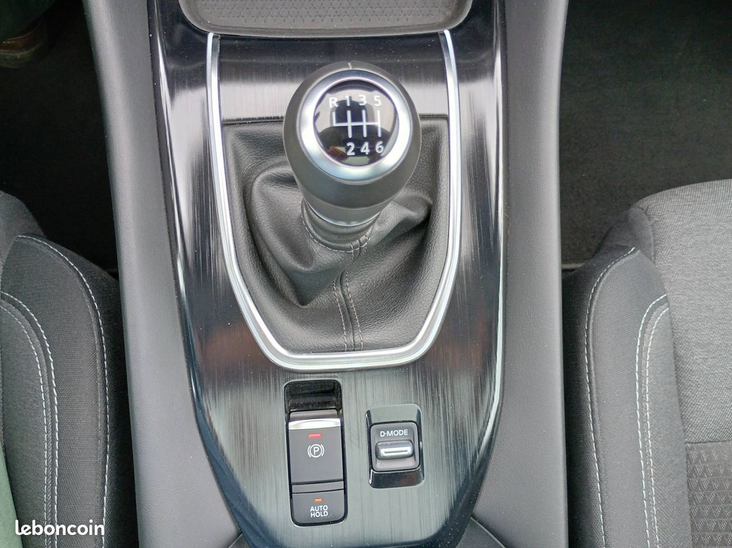 NISSAN Qashqai Mild Hybrid 140 ch N-Style (image 12)