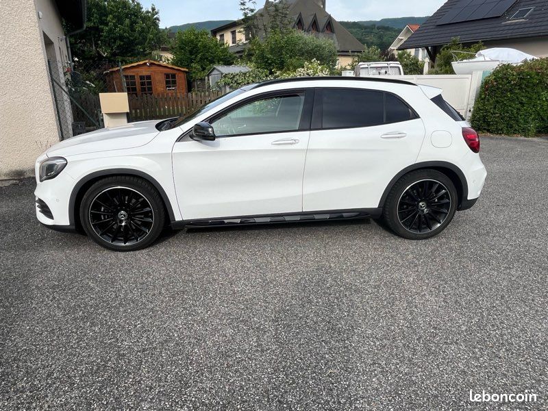 Mercedes gla 220 d 4 matic fascination (image 3)