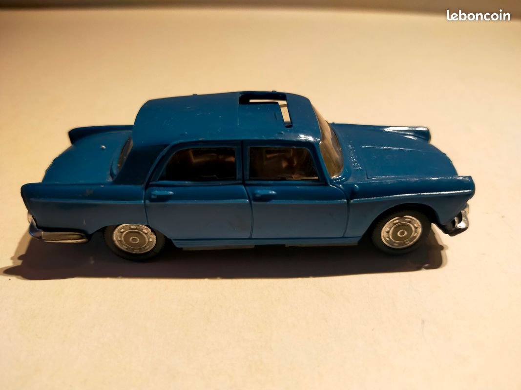 NOREV PLASTIQUE PEUGEOT 104 RARE anciennes EUR 32,00 - FR