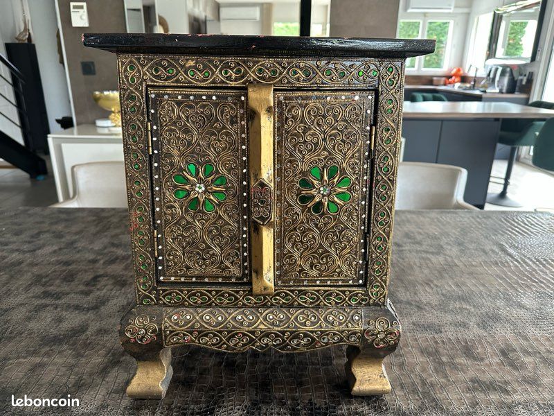 Meuble de rangement et décoration asiatique (image 1)