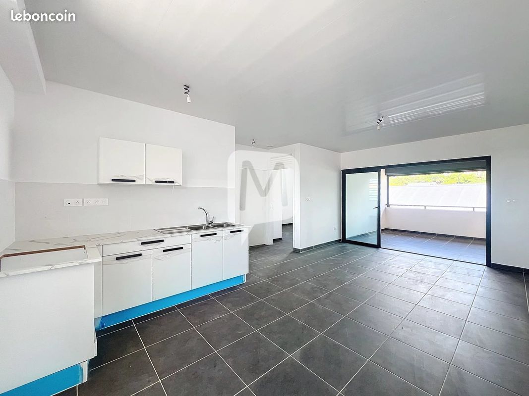 Appartement 3 pièces 60 m² · à Cayenne · 60 m² · 810 €