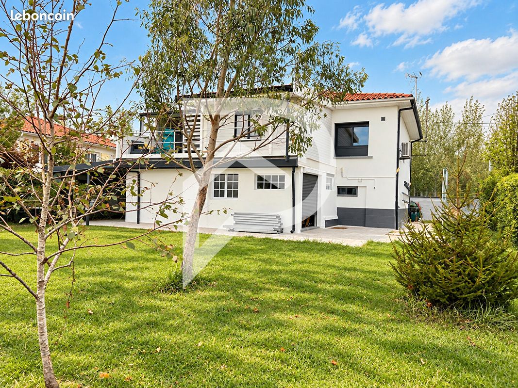 Maison 6 pièces 135 m² · à Peyrehorade · 135 m² · 240 000 €