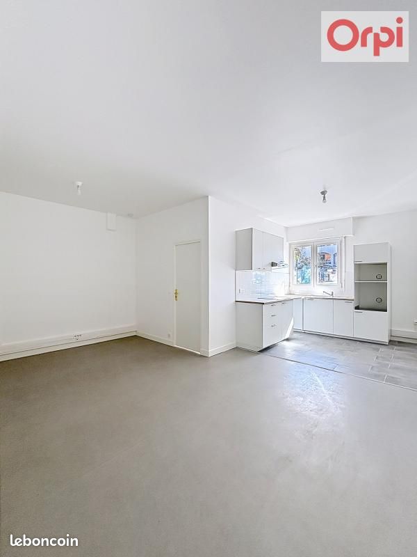 Appartement 1 pièce 40 m² · à Alfortville · 40 m² · 1 090 €/mois