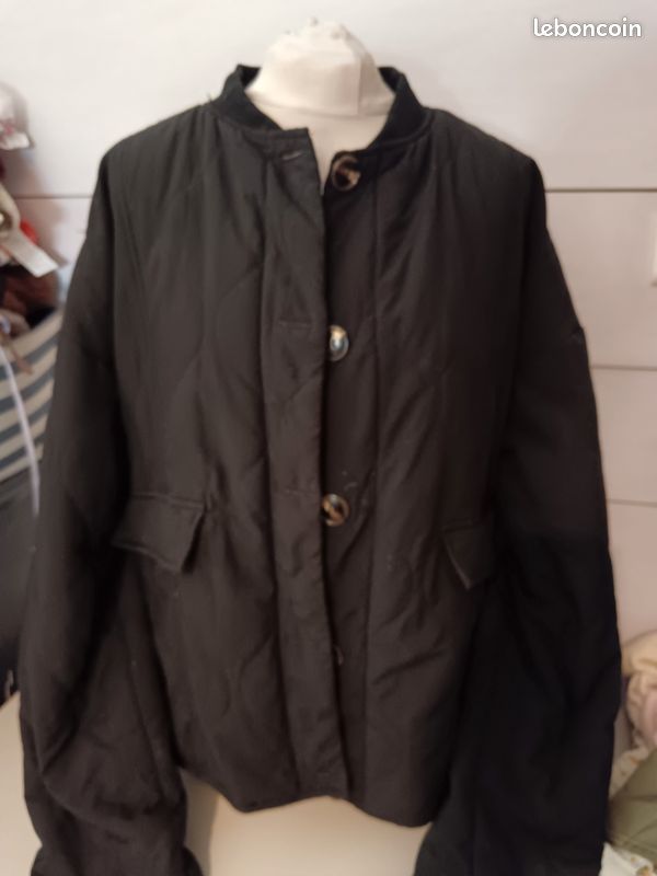 Veste noir matelassé légère shein (image 1)