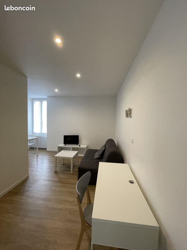 Appartement a louer roanne - 1 pièce(s) - 22 m2 - Surfyn