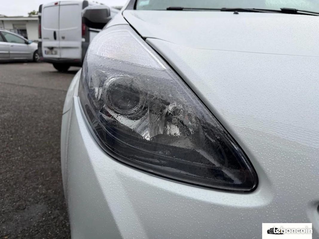Renault Clio 1.6 130 GT (image 25)