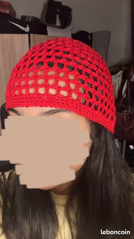 Red mesh cap coton handmade (image 3)