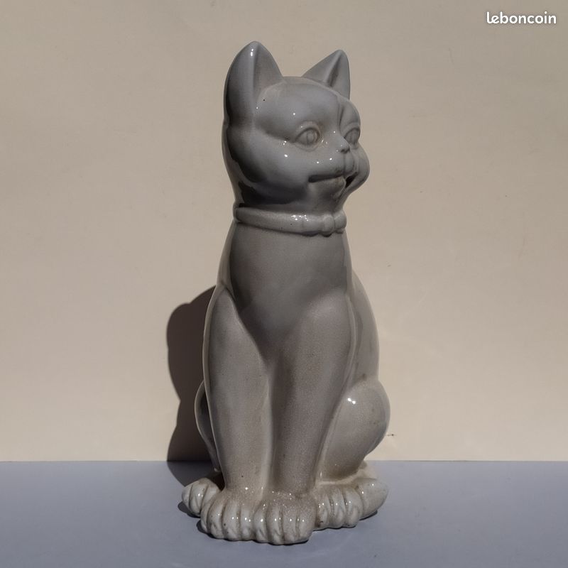 Statue de chat en céramique blanche craquelé (image 3)