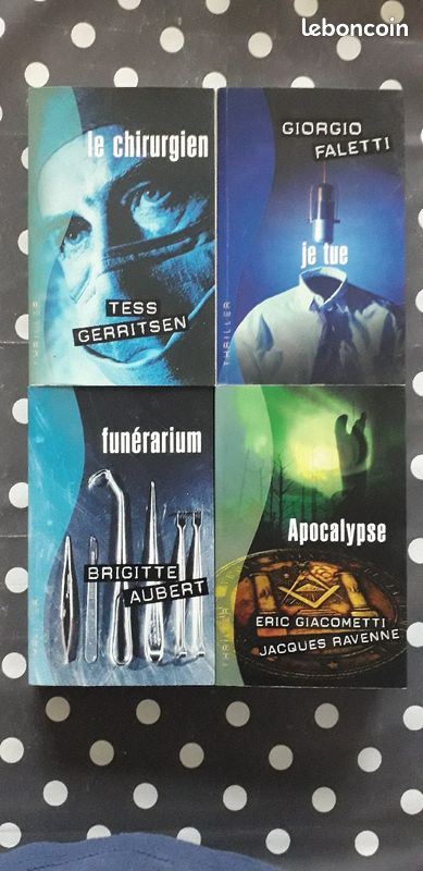 Vends 4 livres genre thriller (image 1)