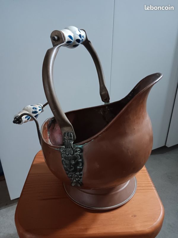 Paravent De Cheminée Ancien En Cuivre Et Laiton - Occasion Avec Rouille Et Usure, Poignée Et Pieds