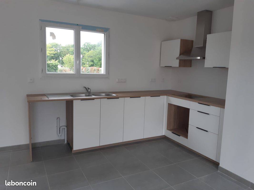 T5 à louer - Saint-Sever 40500 (image principale 1)