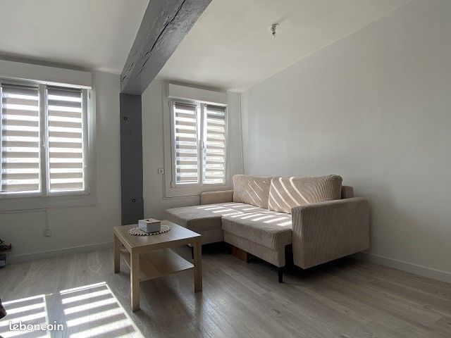 Appartement 54 m² · à Ressons-sur-Matz · 54 m² · 590 €