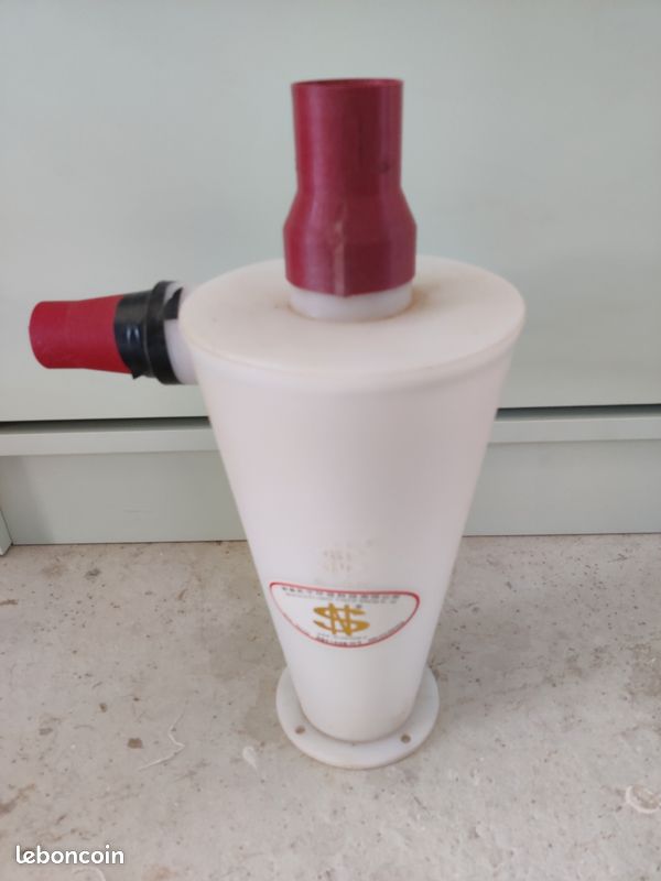 Séparateur de poussières cyclonique (image 1)
