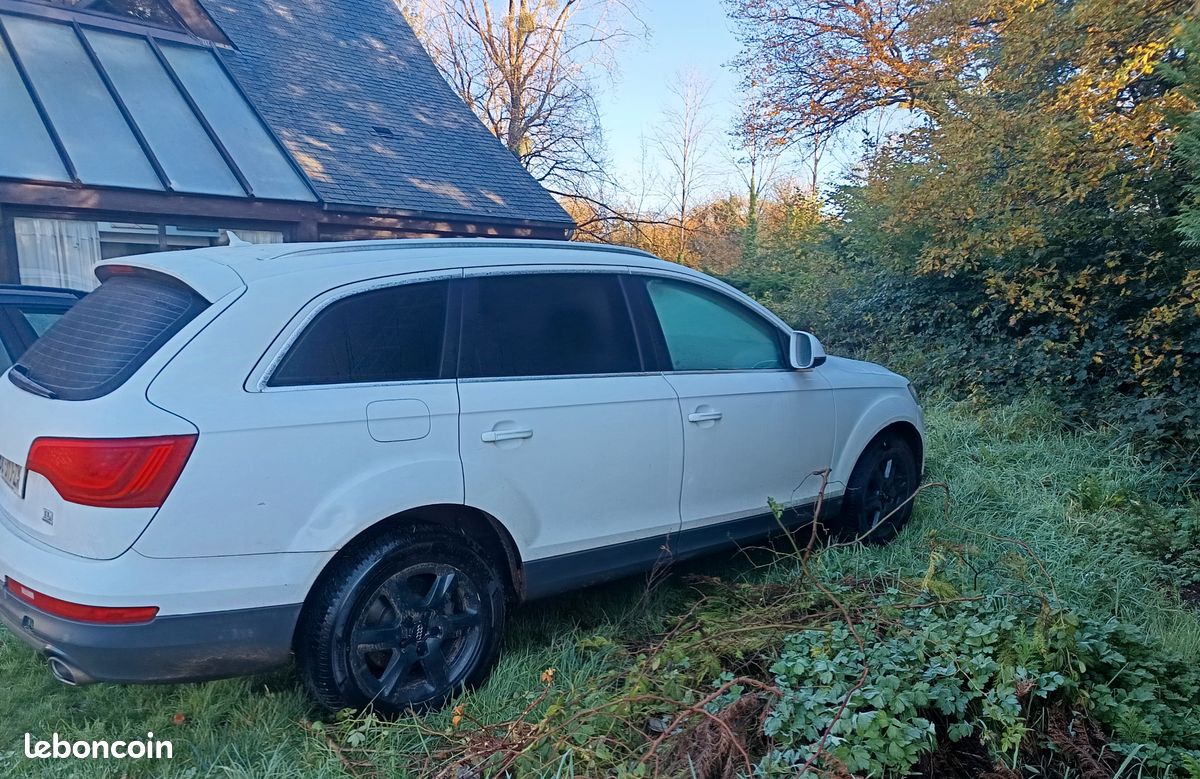 Audi Q7 2014 (image 2)