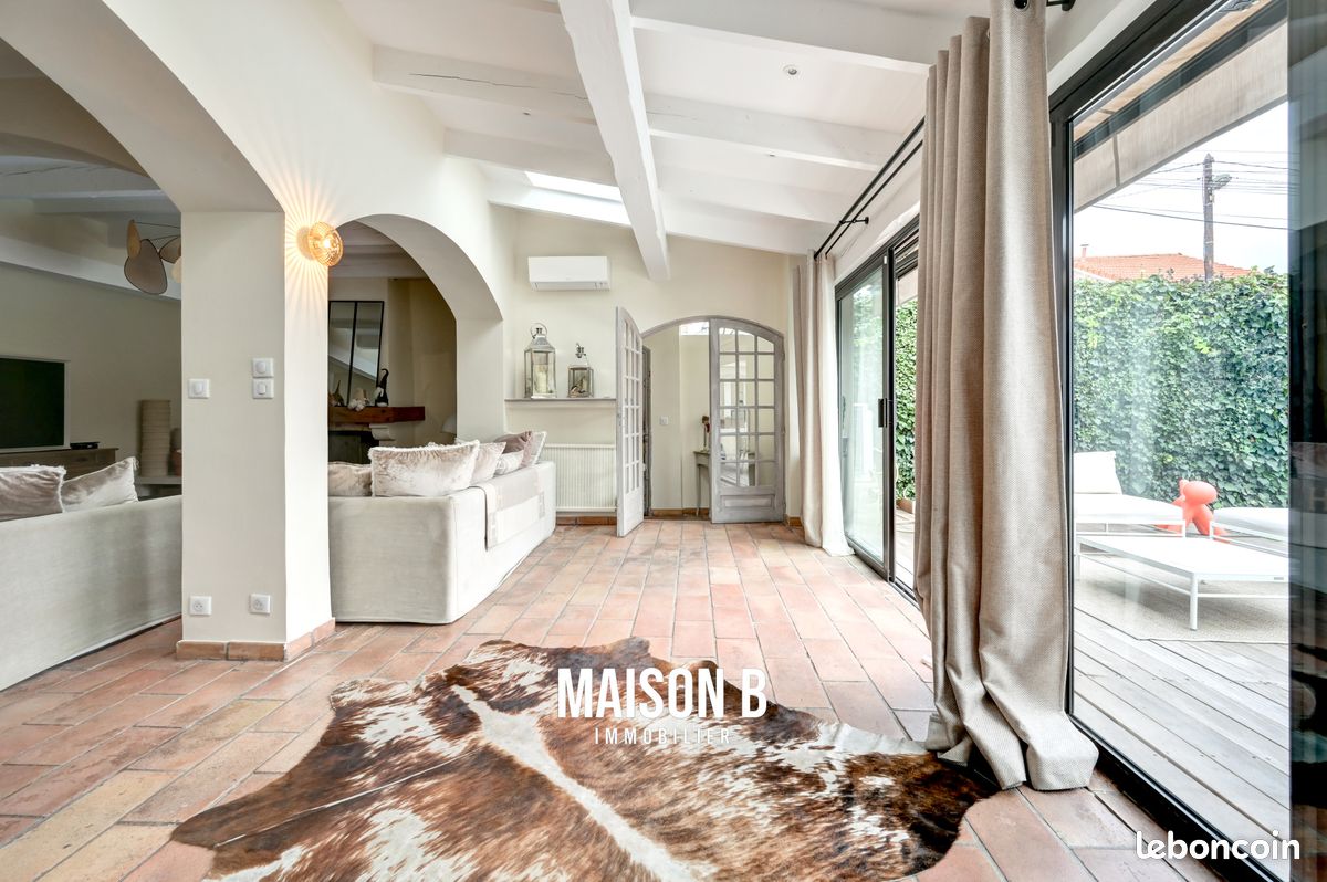 Maison 6 pièces 171 m² · à Marseille · 171 m² · 669 000 €